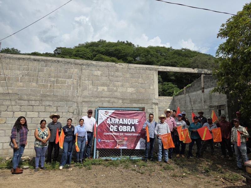 arranque a la obra techumbre de la Asociación Ganadera de San Diego Curucupatzeo