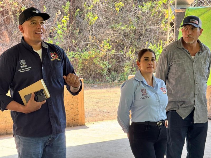 entrega de despensas de emergencia a personas en situación vulnerable