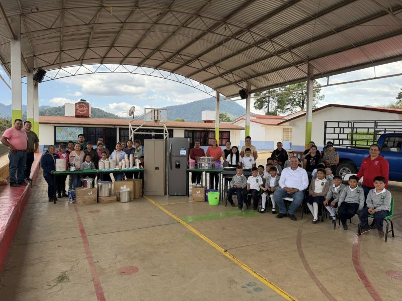 ¡Fortaleciendo la alimentación y el bienestar de nuestras niñas y niños!