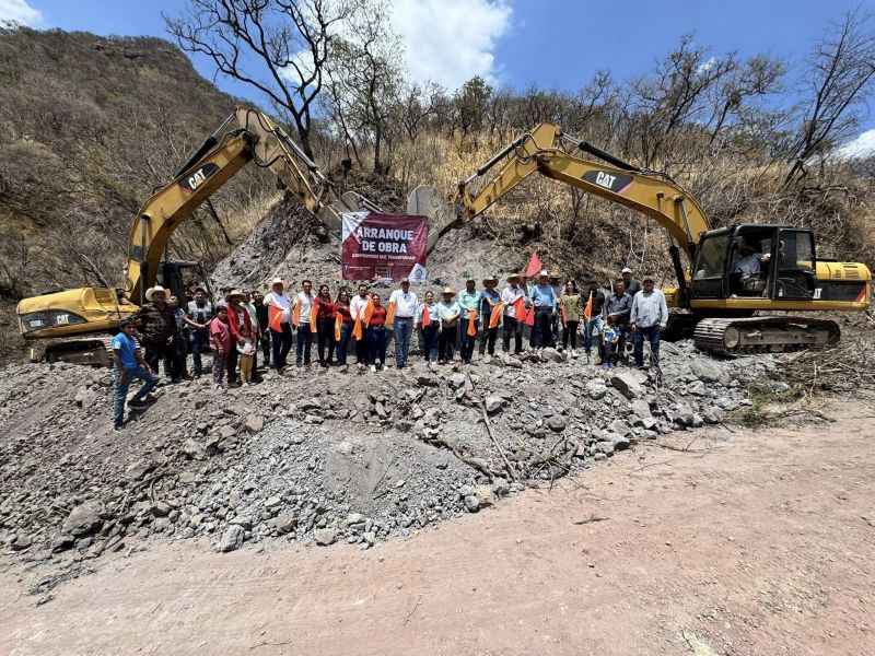 ¡Seguimos trabajando por caminos más seguros y funcionales para todas y todos!