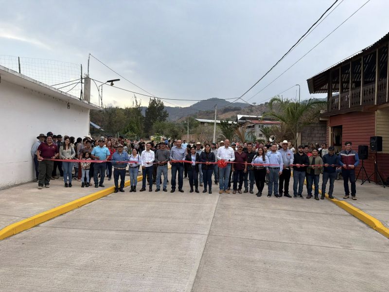 ¡Inauguración de la Calle Prolongación Hermenegildo Galeana en Etúcuaro