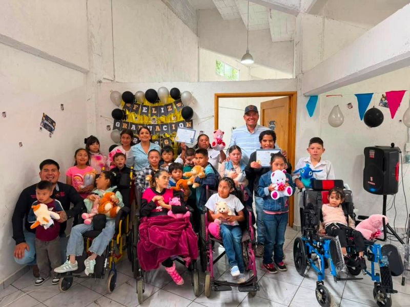 clausura de la Escuelita "Mundo de Sueños" del DIF Madero.