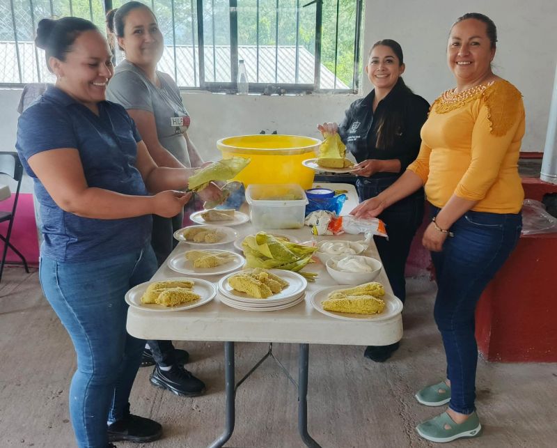 Seguimos trabajando de corazón por nuestra gente.