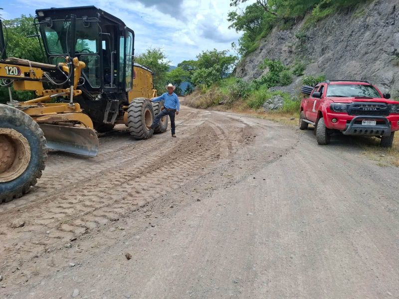 ¡Caminos en mejores condiciones para nuestras comunidades!